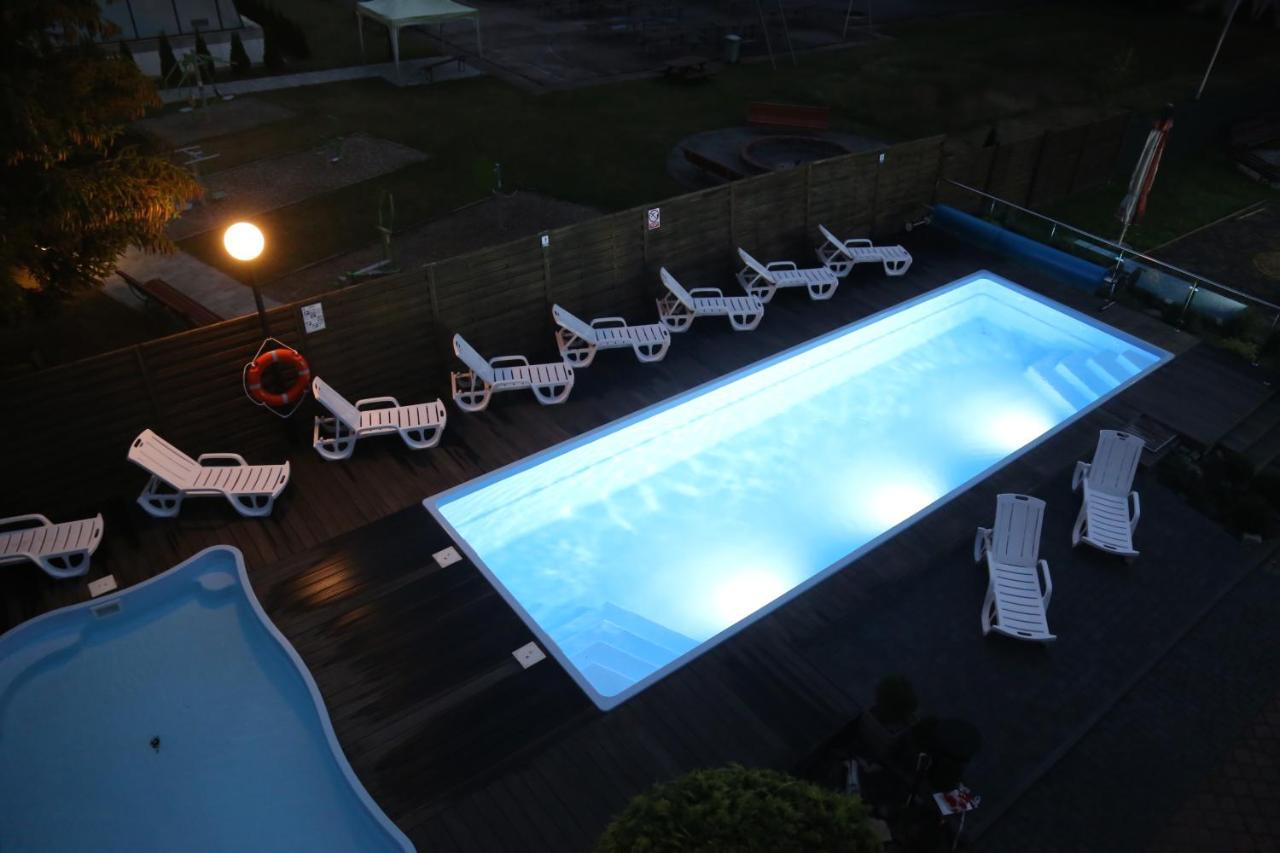 Piramida Lux Hotel Mrzeżyno Exterior foto